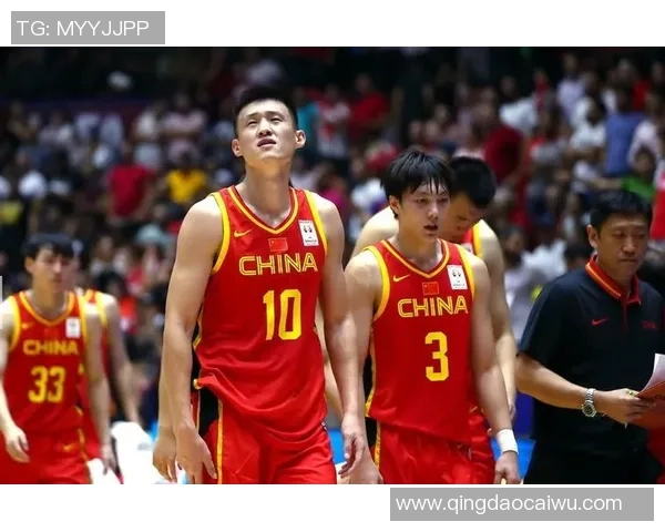 周鹏：从篮球场上的拼搏者到生活中的奋斗榜样，激励年轻一代追逐梦想